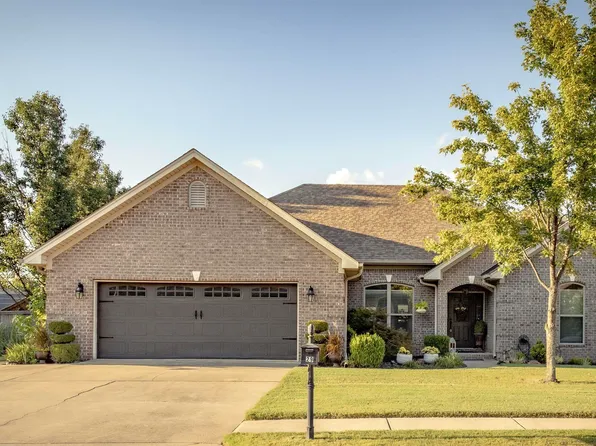29 Thoroughbred Dr, Vilonia, AR 72173