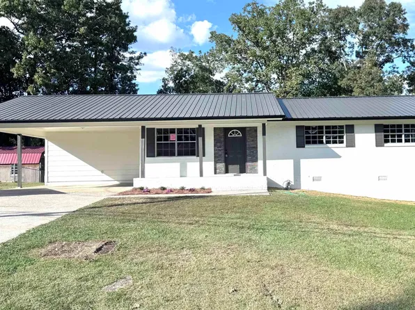 349 Grandview Dr, Eastaboga, AL 36260