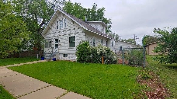 1st image of 304 N Kennedy Ave