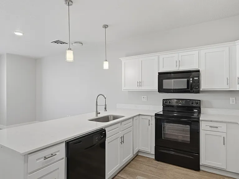 8035 S Fern Cir — Photo 7