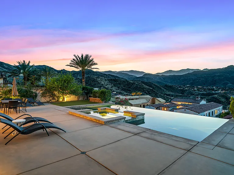 43 Mount San Jacinto Cir — Photo 55