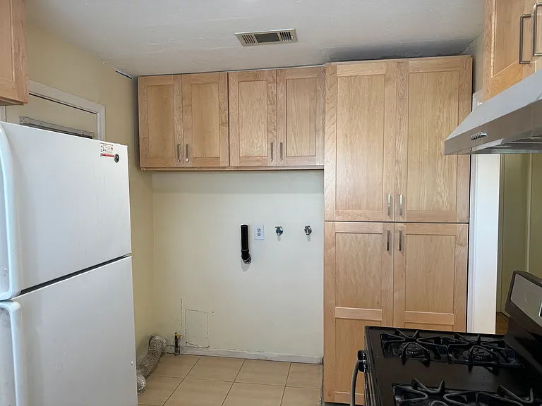 18142 Companario Dr — Photo 5