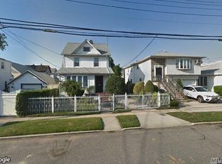 24211 135th Ave, Jamaica, NY 11422