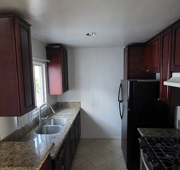 1020 N Curson Ave — Photo 1