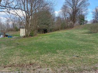 2 Knapp St, Elkins, WV 26241