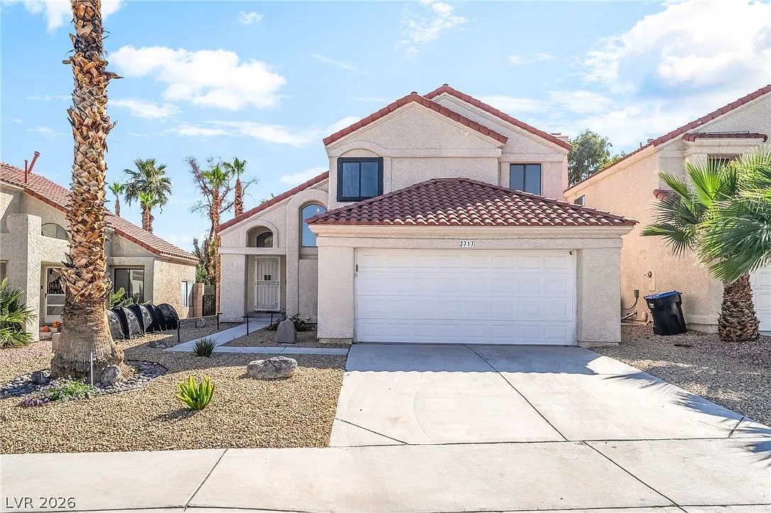 4 bed, 3.0 bath, 2074 sqft, $2,800 — Photo 2
