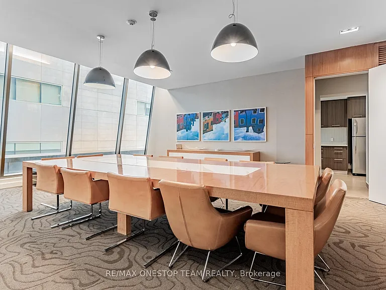 832 Bay St #4110 — Photo 35