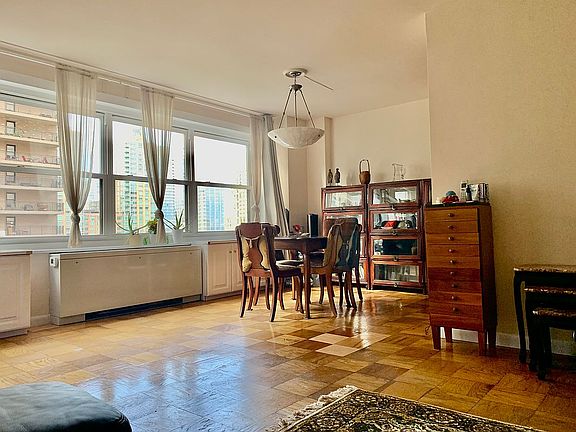 2nd image of 150 W End Ave APT 17R