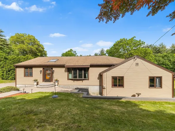 82 Allen Rd, Sturbridge, MA 01566