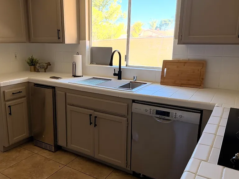 21910 Hansen Ave — Photo 11