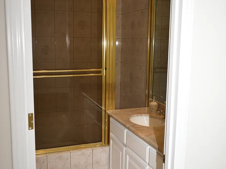 4751 Haskell Ave — Photo 26