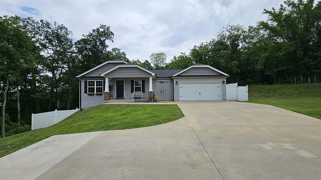 391 Leimer Ln - Property Image