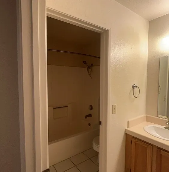35 Stenner St #J — Photo 31