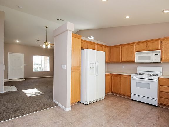4th image of 115 Trout Creek Ct