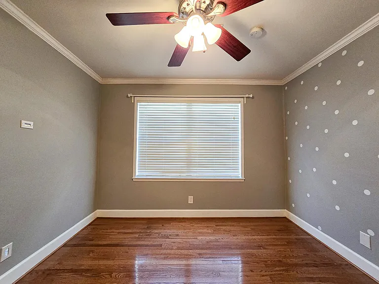 9507 Meadowbriar Ln — Photo 31