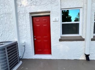 475 Umatilla Blvd APT 8, Umatilla, FL 32784
