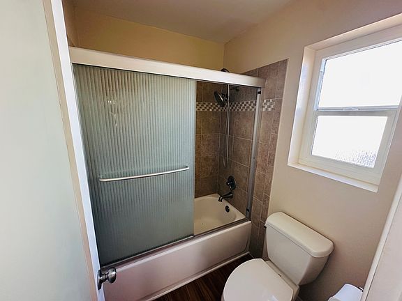 5th image of 4411 Louisiana St APT 1