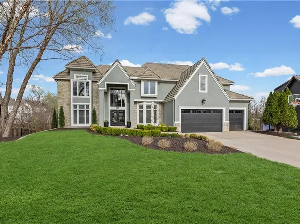 4246 W 150th Ter, Leawood, KS 66224