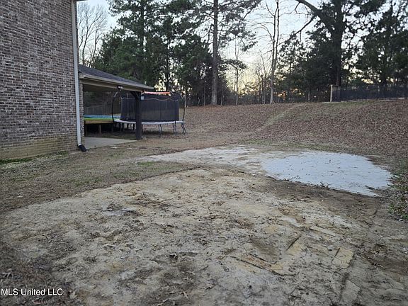 5th image of 3327 Chateau Pointe Blvd