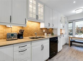 4208 Stonemason Cres, Mississauga, ON L5L 2Z7