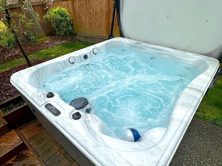 Hot tub