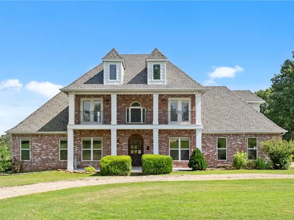 17803 Campbell Ln, Fayetteville, AR 72703