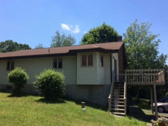 2nd image of 226 Amelia Dr