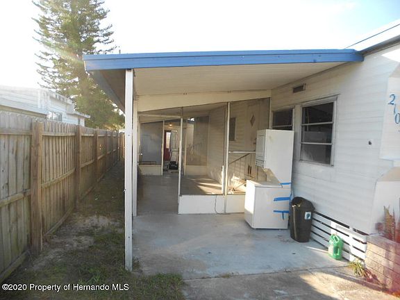 4th image of 2105 Orange Dr