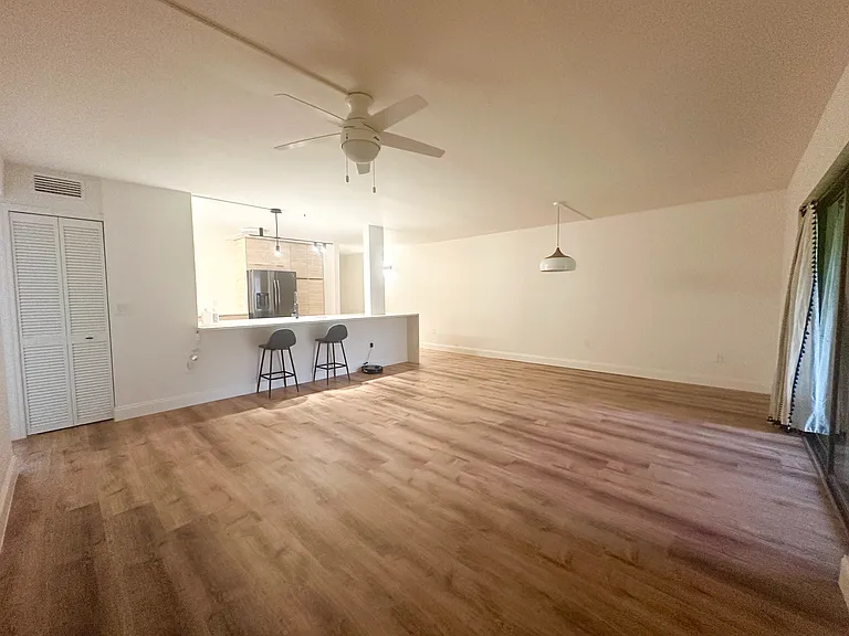 630 Cranes Way #306 — Photo 4