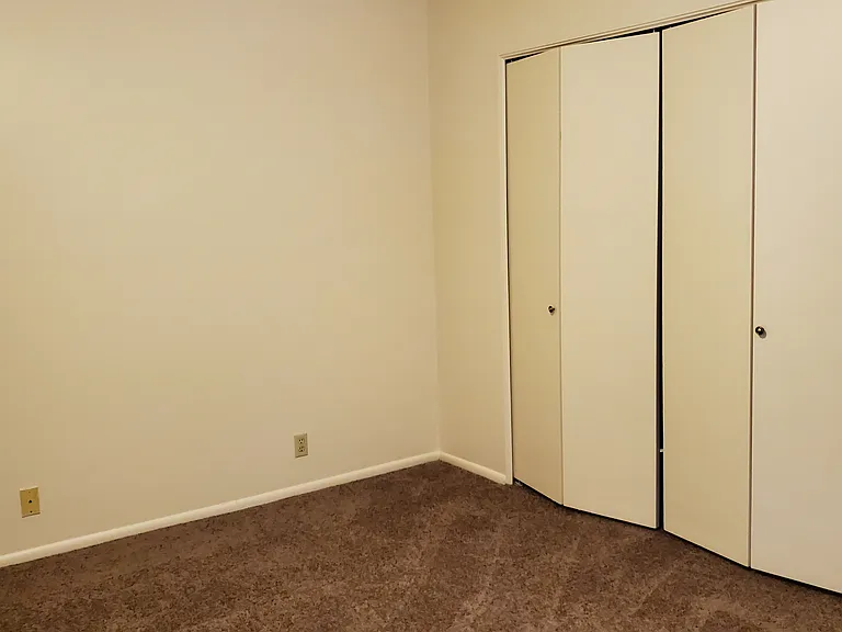 1177 N Fairfield Rd — Photo 18