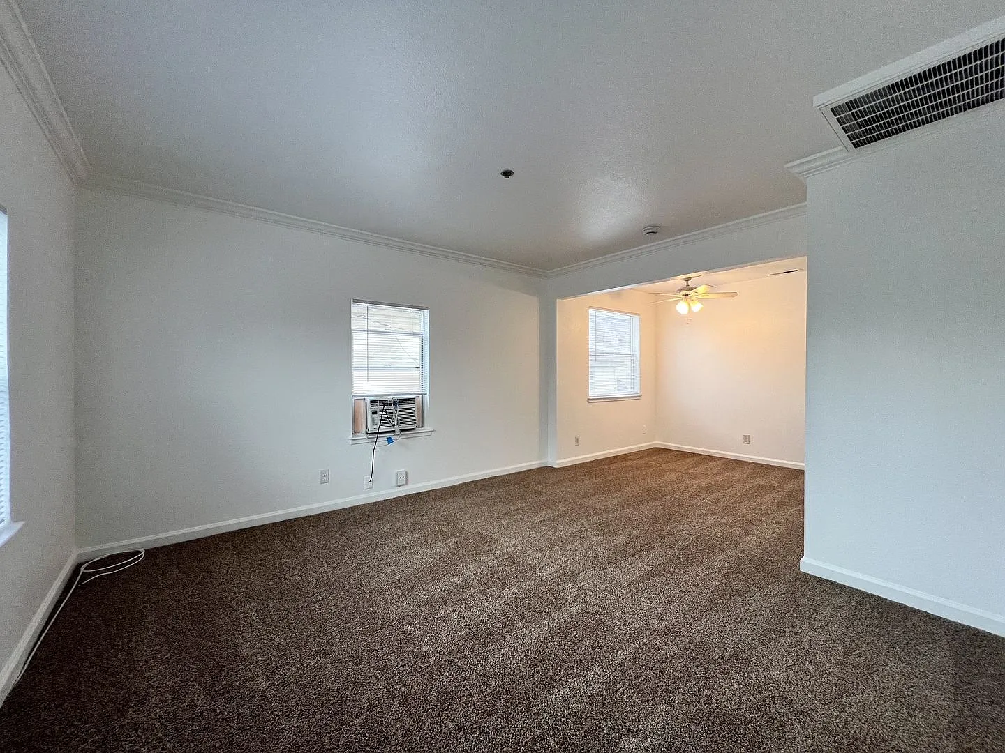 Calistoga Avenue, 1356 — Photo 3