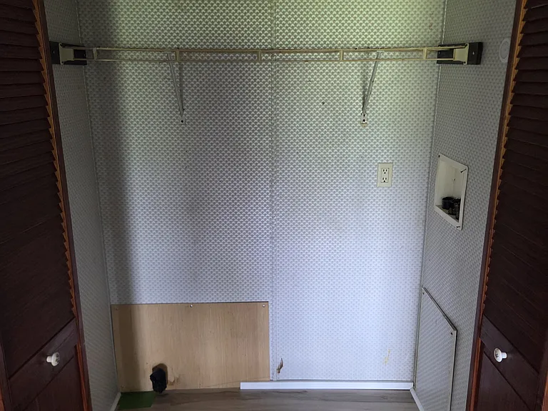 Washer and Dryer hookups inside trailer