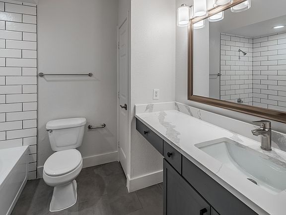 4th image of 3200 Century Park Blvd #1000