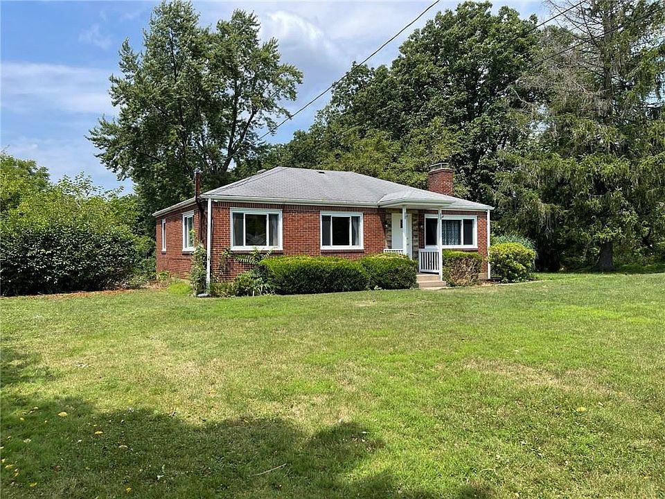 1st image of 590 Dorseyville Rd