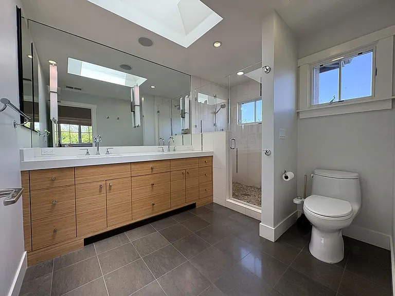 2771 South Ct — Photo 44