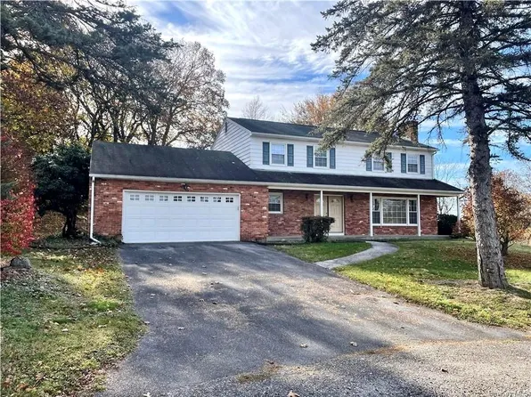 1 Tay Place, Poughkeepsie, NY 12603