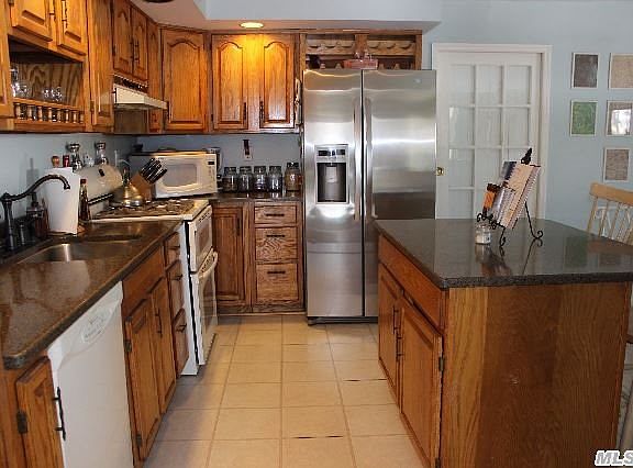 4th image of 16 Gary St