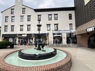 5-7 Center Sq, Hanover, Hanover, PA 17331