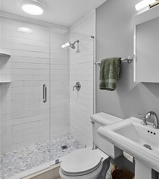 4 Montclair Dr NE — Photo 25