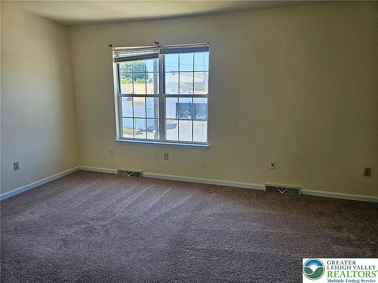 363 Minor St — Photo 12