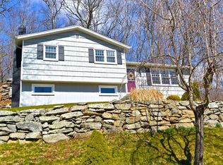 25 Wiltan Dr, Monroe, CT 06468