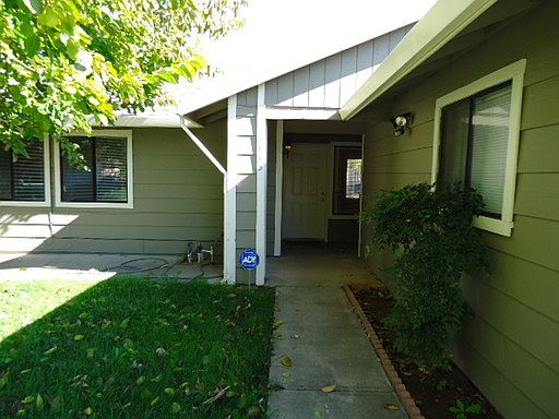 3rd image of 6135 Lucero Dr