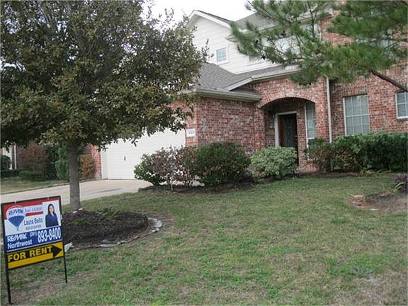 2nd image of 16502 Bluff Springs Dr