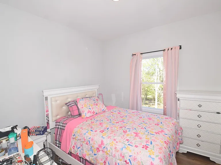 64 Park Dr — Photo 13