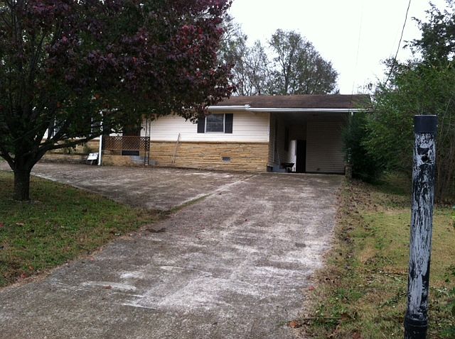2nd image of 907 Highway 56
