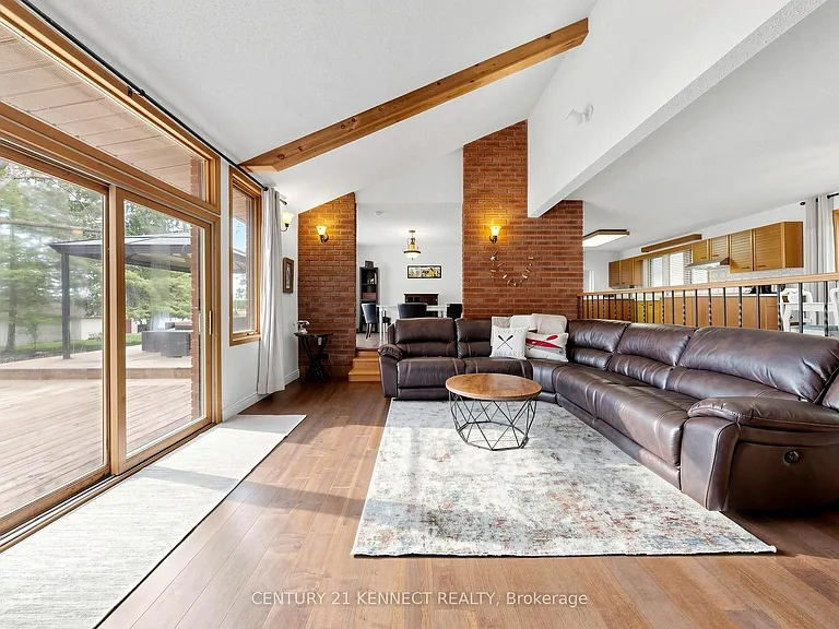 44 Pinewood Blvd — Photo 8
