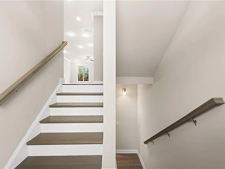 205 Bedford Aly — Photo 5