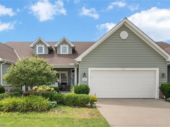 825 Robinson Dr, Lagrange, OH 44050