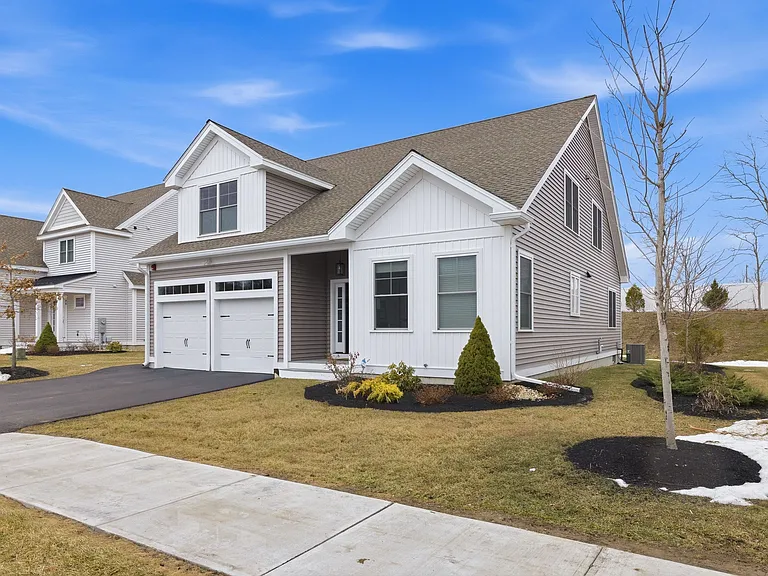 40 Sage Ln #4 OF PARSON WOODS — Photo 1