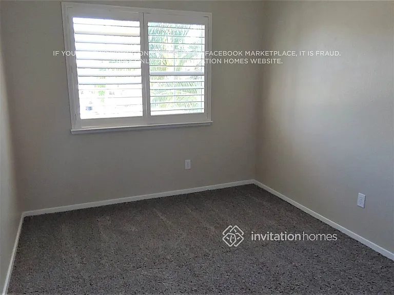 208 Early Light Ct — Photo 4